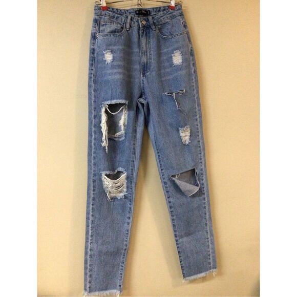 NWOT Missguided Riot High Rise Mom Jean Destroyed Distressed Size 4L - Picture 11 of 12